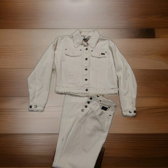 Official Harley Davidson Women's Jacket And Jeans White Fringe Size8 Motorcycle - Picture 1 of 16